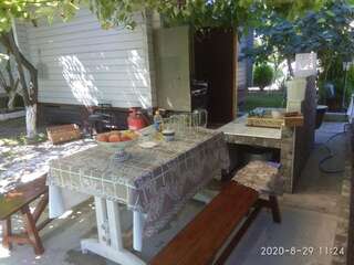 Дома для отпуска гостевой дом у аллв Сухум Дом с 1 спальней-8